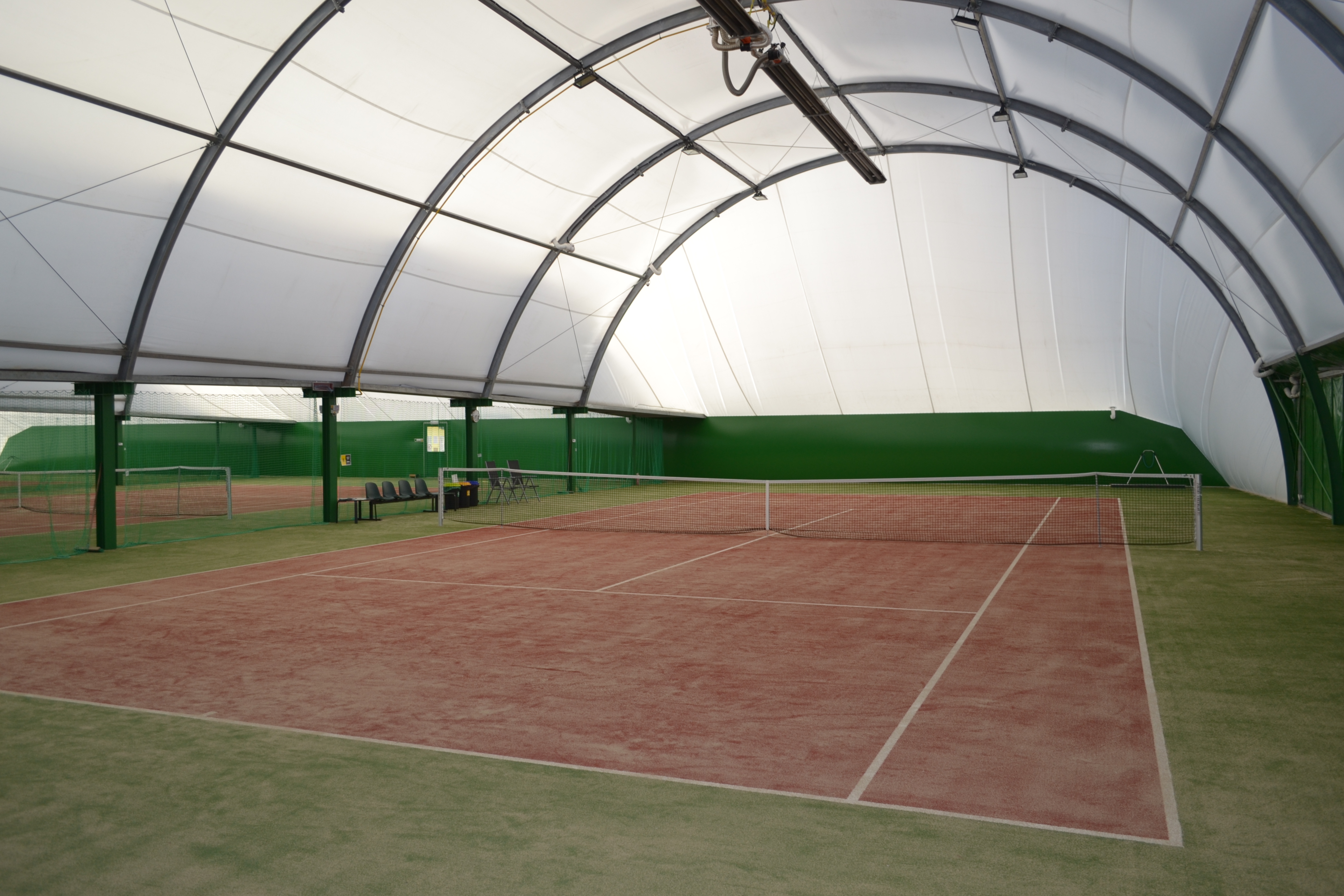 hale tenisowe
