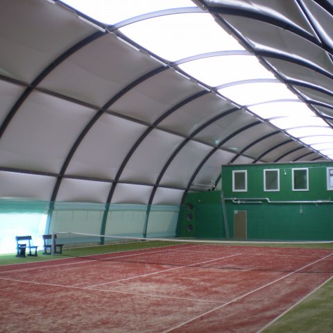 09-2010 /  Terrains de tennis couverts BAZAR