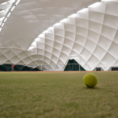 10-2013 / Cúpula inflable y pistas de tenis para TENISWIL en Varsovia